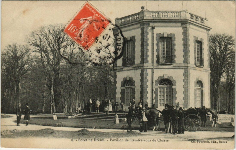 Carte postale ancienne Dreux - Pavillon de endez vouz de Chasse à Dreux