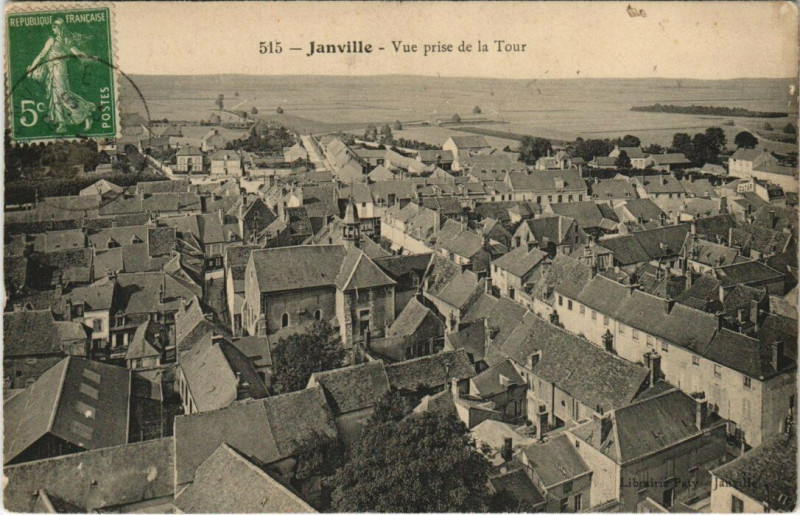 Carte postale ancienne Janville-Vue prise de la Tour