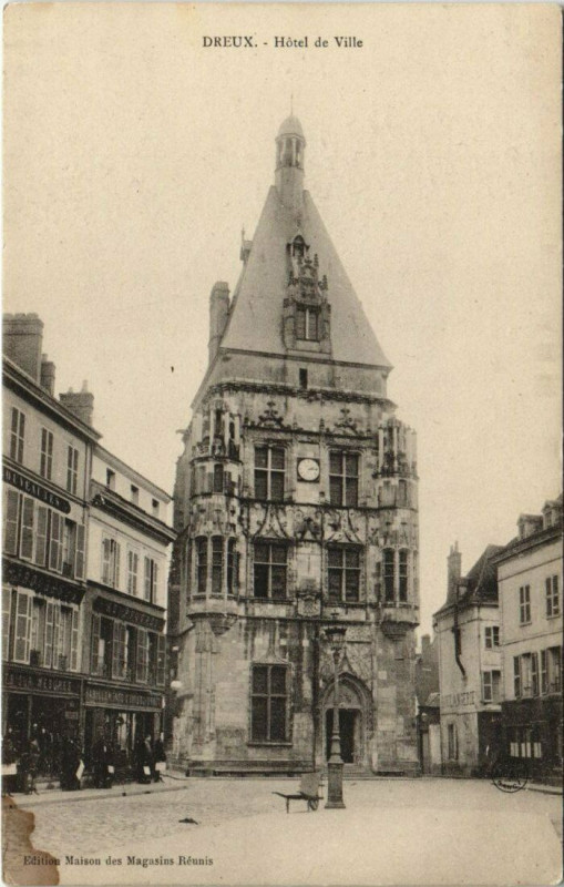 Carte postale ancienne Dreux - Hotel de Ville à Dreux
