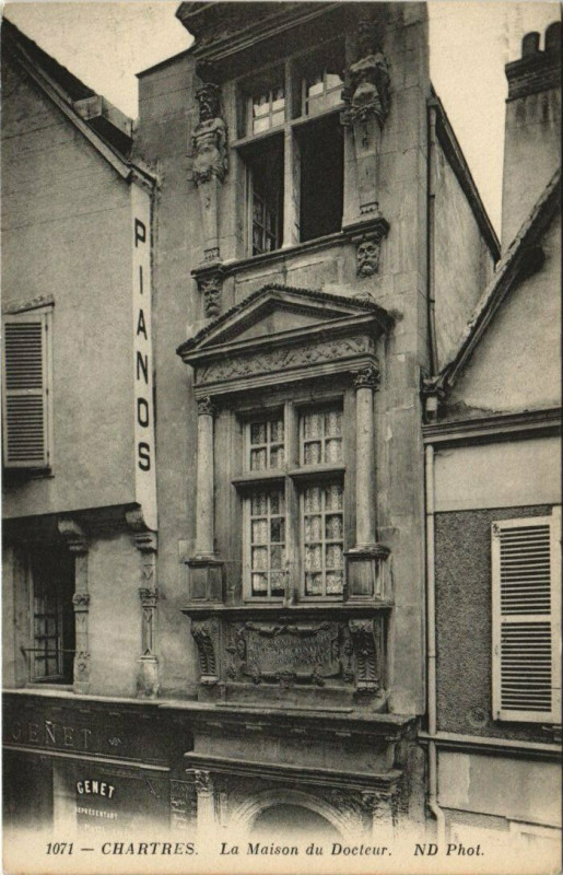 Carte postale ancienne Chartres - La Maison du Docteur à Chartres