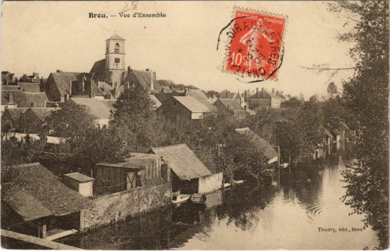 Carte postale ancienne Brou - Vue d'Ensemble à Brou