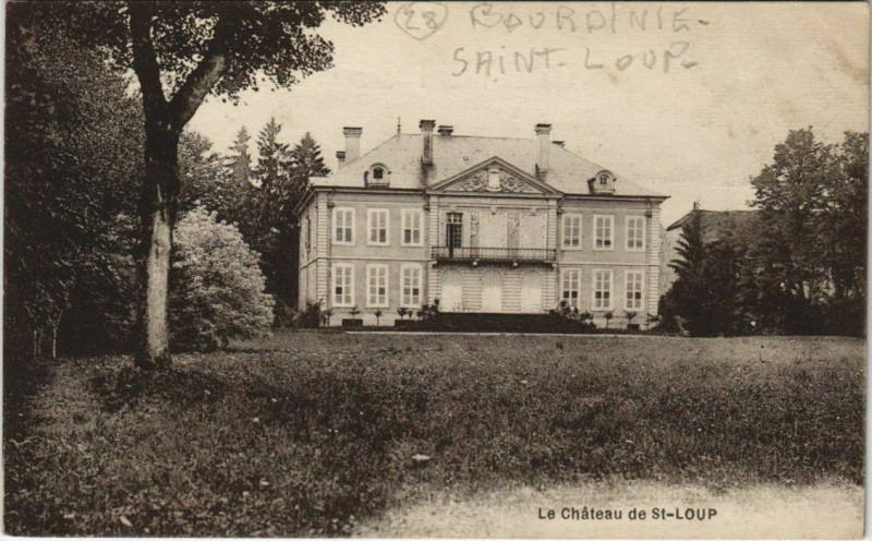 Carte postale ancienne Le Chateau de Saint-Loup