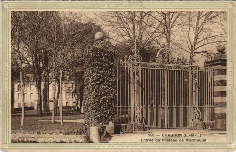 Carte postale ancienne Chaudon - Entrée du Chateau de Mormoulin à Chaudon