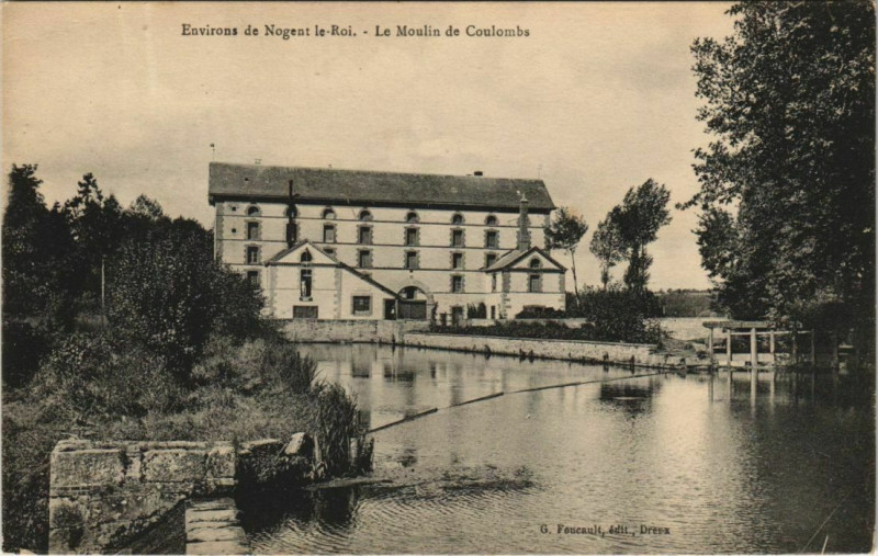Carte postale ancienne Environs de Nogent le-Roi - Le Moulin de Coulomba à Nogent-le-Roi