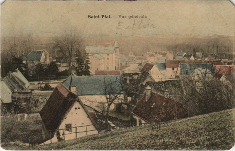 Carte postale ancienne Saint-Piat - Vue générale à Saint-Piat
