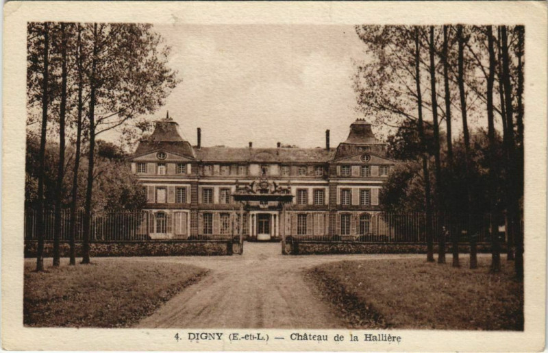 Carte postale ancienne Digny - Chateau de la Halliere à Digny