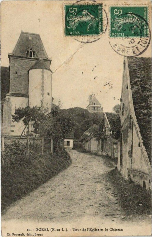 Carte postale ancienne Sorel - Tour de l'Eglise et la Chateau