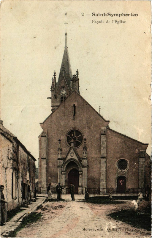 Carte postale ancienne Saint-Symphorien - Facade de l'Eglise