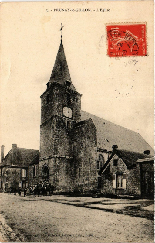 Carte postale ancienne Prunay-le-Gillon - L'Eglise à Prunay-le-Gillon