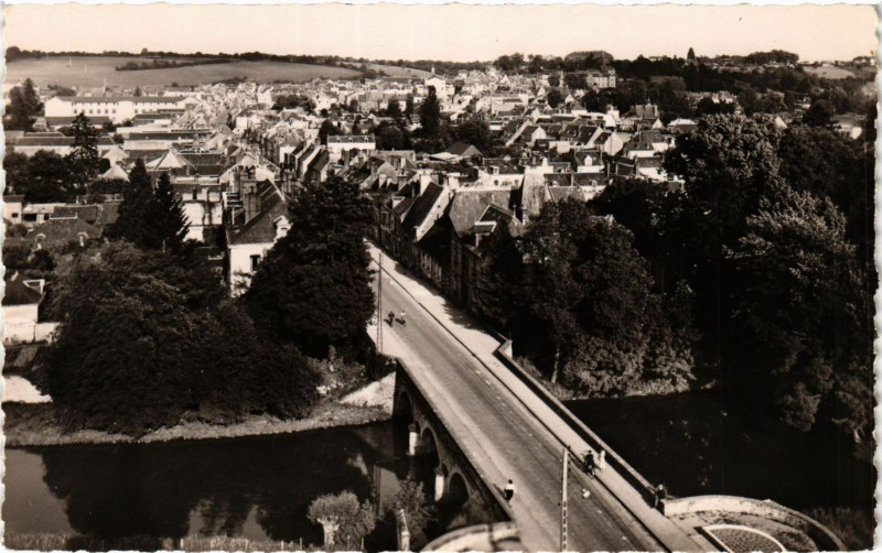 Carte postale ancienne Nogent-le-Rotrou - Panorama à Nogent-le-Rotrou
