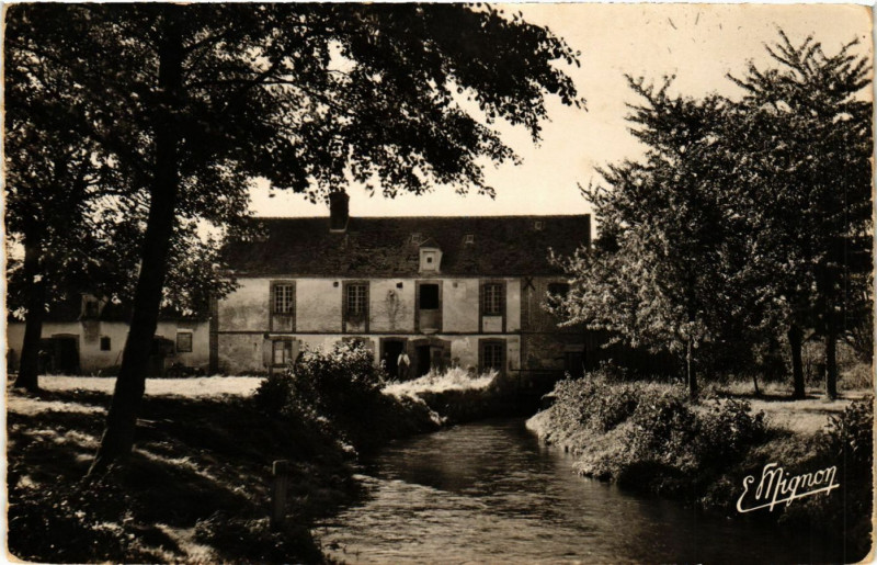 Carte postale ancienne Montigny-sur-Avre - Le Moulin de Sault à Montigny-sur-Avre