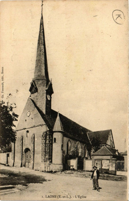 Carte postale ancienne Laons - L'Eglise à Laons