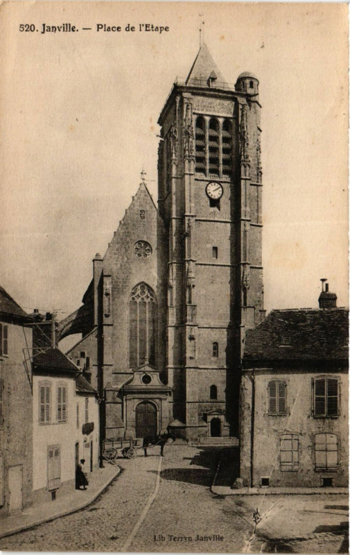 Carte postale ancienne Janville - Place de l'Etape