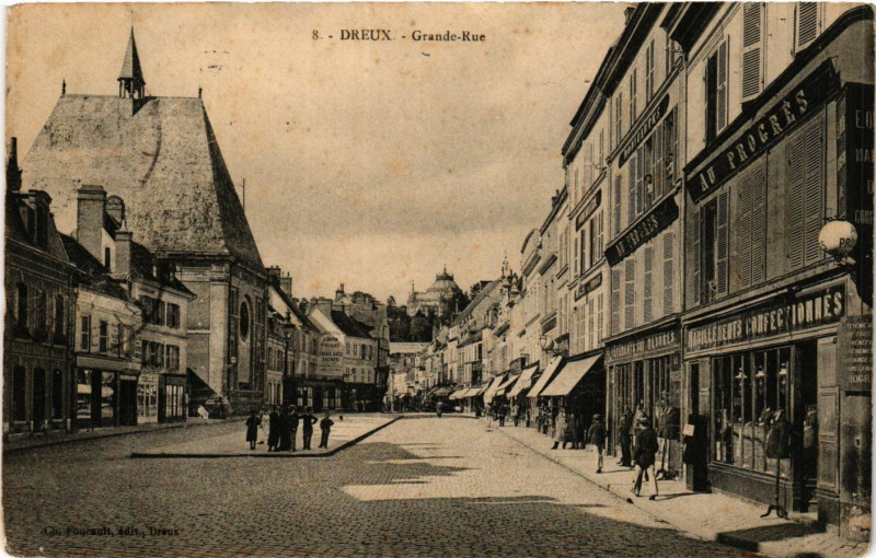 Carte postale ancienne Dreux - Grande-Rue à Dreux