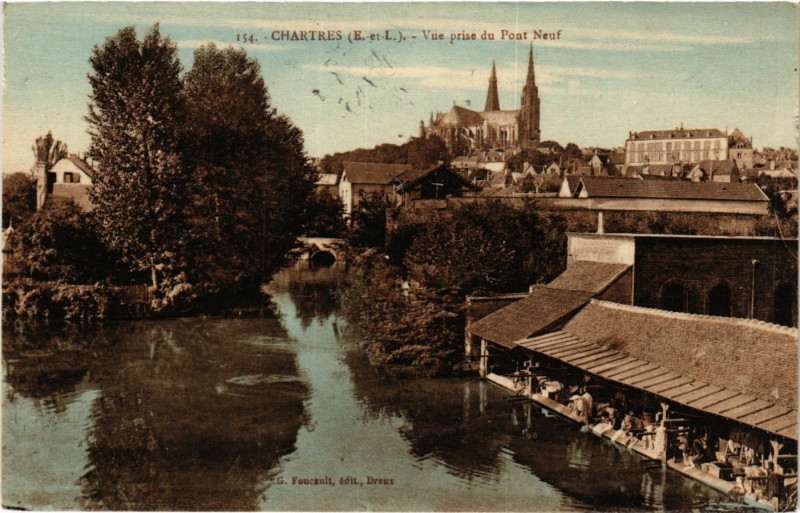 Carte postale ancienne Chartres - Vue prise du Pont Neuf à Chartres