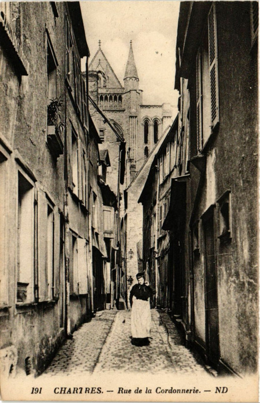 Carte postale ancienne Chartres - Rue de la Cordonnerie à Chartres
