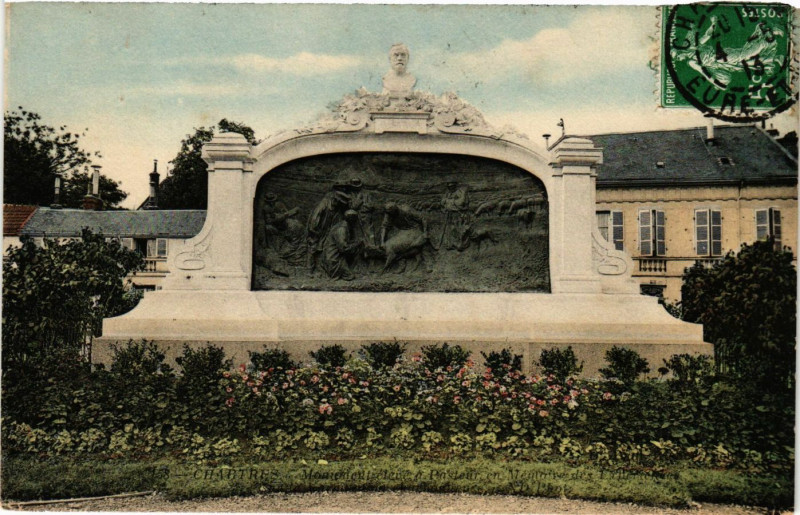 Carte postale ancienne Chartres - Monument eleve a Pasteur à Chartres