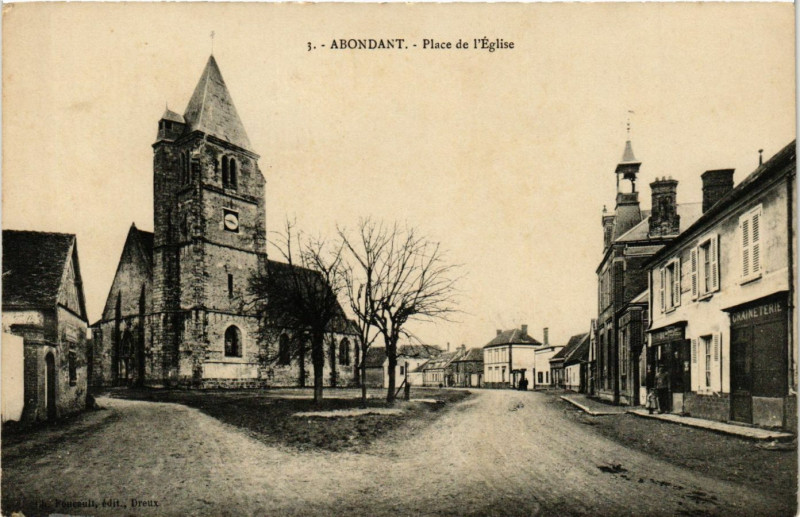 Carte postale ancienne Abondant - Place de l'Eglise à Abondant
