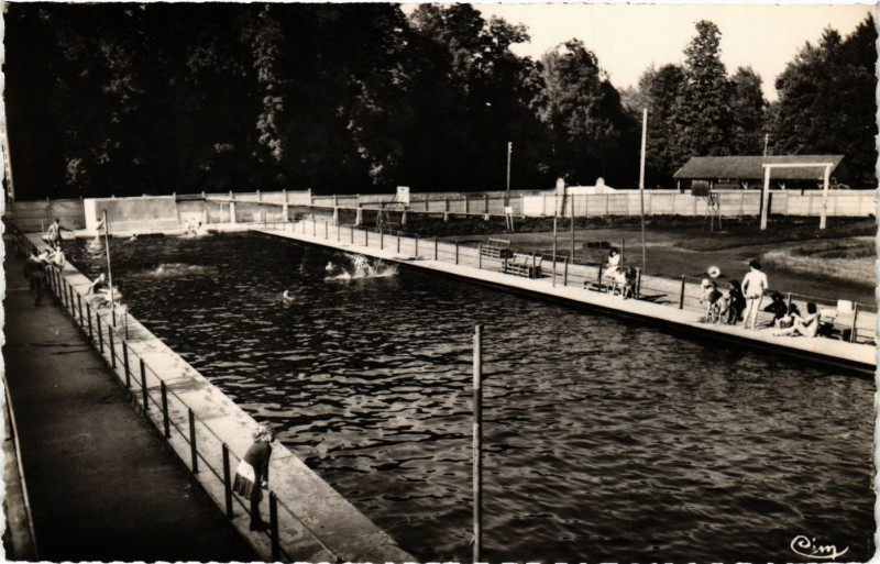 Carte postale ancienne Epernon - La Piscine à Épernon