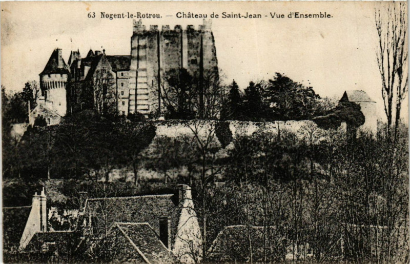 Carte postale ancienne Nogent-le-Rotrou - Chateau de St-Jean à Nogent-le-Rotrou