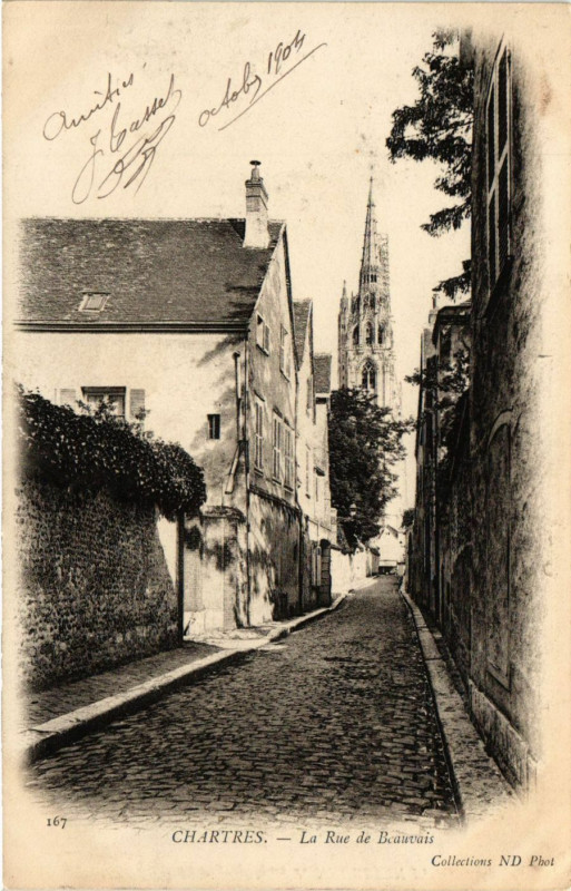 Carte postale ancienne Chartres - La Rue de Beauvais à Chartres