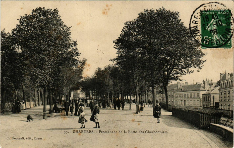 Carte postale ancienne Chartres - Promenade de la Butte à Chartres