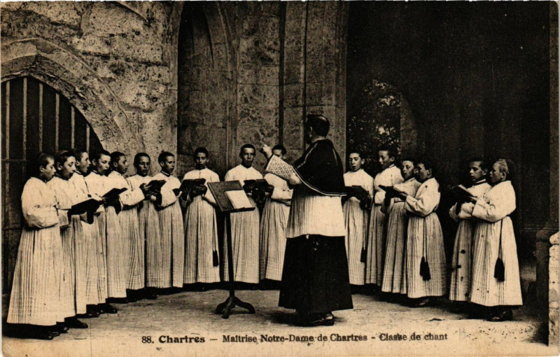 Carte postale ancienne Chartres - Maitrise Notre-Dame à Chartres