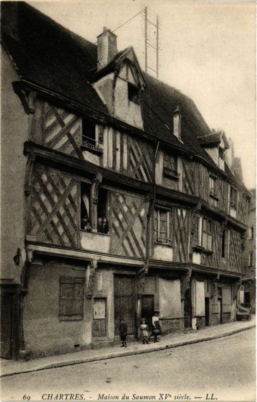 Carte postale ancienne Chartres - Maison du Saumon à Chartres