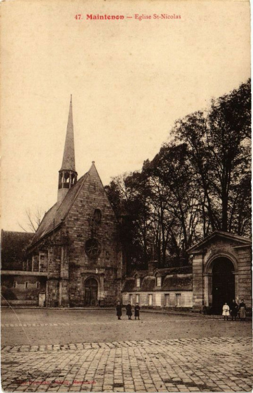 Carte postale ancienne Maintenon-Eglise St-Nicolas à Maintenon
