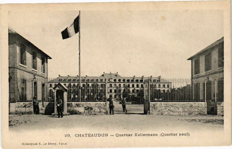 Carte postale ancienne Chateaudun-Quartier Kellermann à Châteaudun