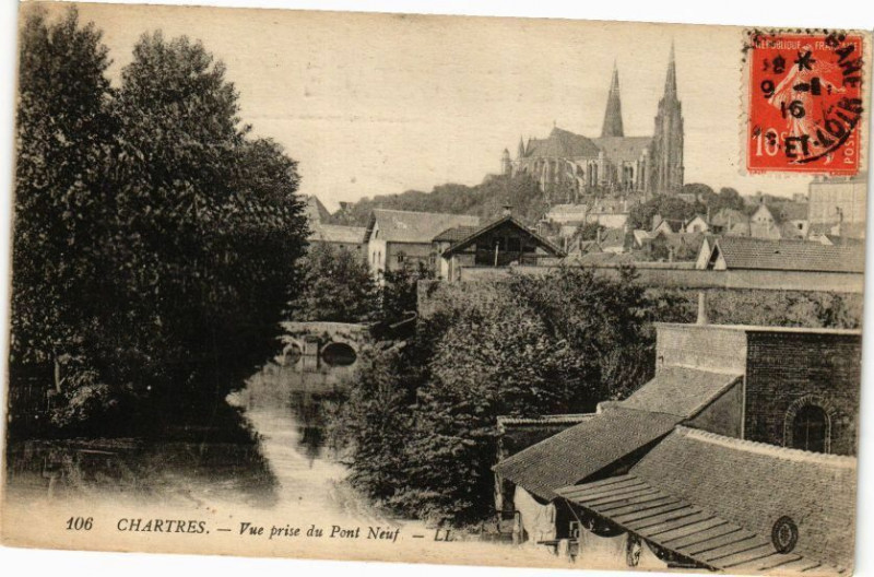 Carte postale ancienne Chartres-Vue prise du Pont Neuf à Chartres