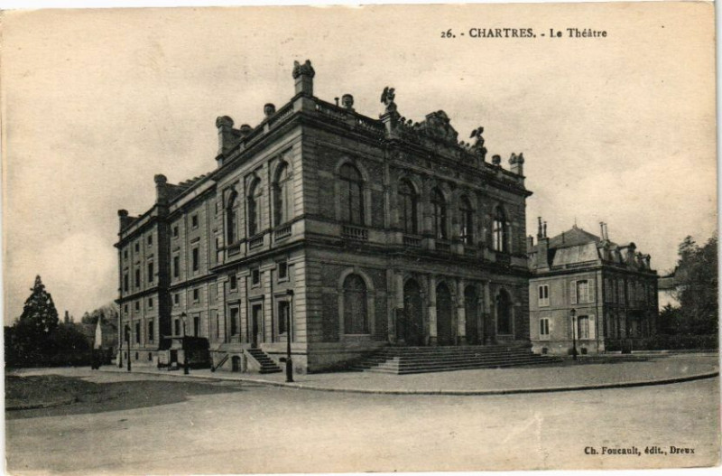 Carte postale ancienne Chartres-Le Théatre à Chartres