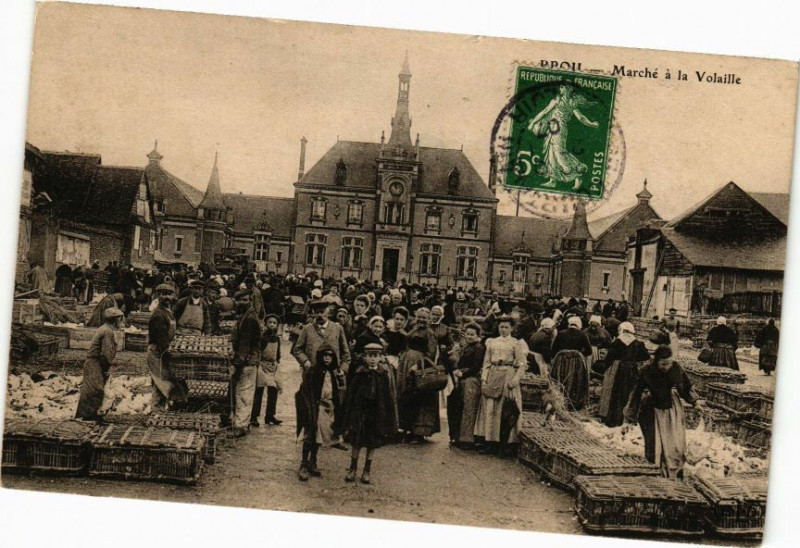 Carte postale ancienne Brou - Marché a la Volaille à Brou