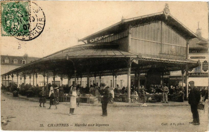 Carte postale ancienne Chartres-Marché aux légumes à Chartres