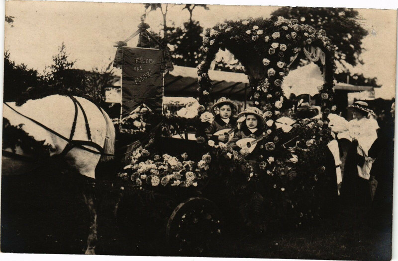 Carte postale ancienne Fete des fleurs