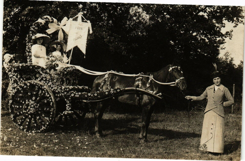 Carte postale ancienne Fete des fleurs