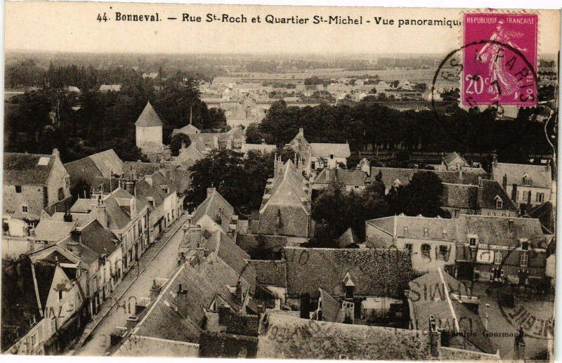 Carte postale ancienne Bonneval - Rue St-Roch et Quartier St-Michel - Vue panoramique à Bonneval