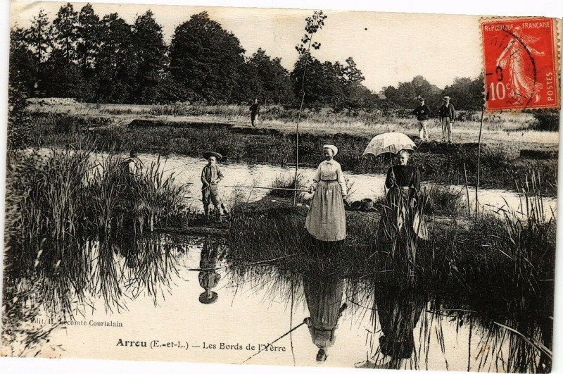 Carte postale ancienne Arrou - Les Bords de l'Yérre