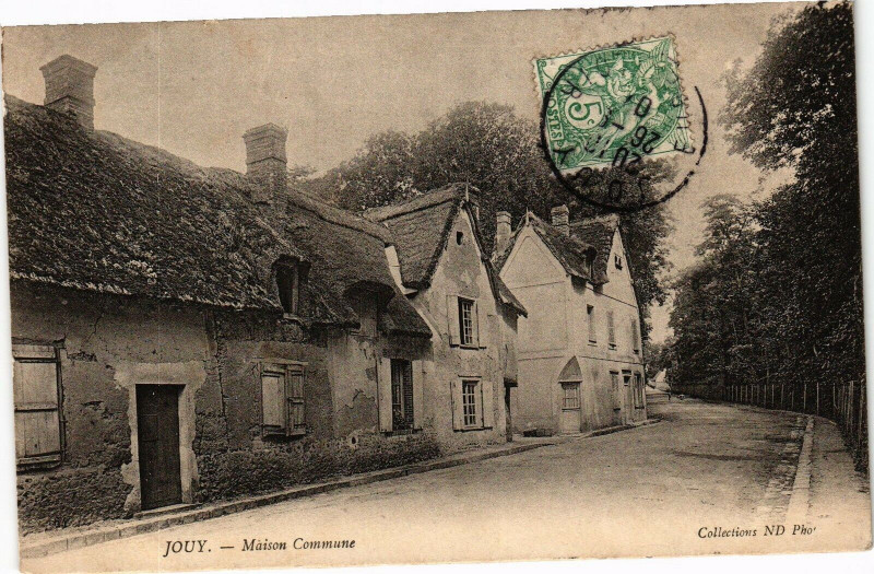 Carte postale ancienne Jouy-Maison Commune à Jouy