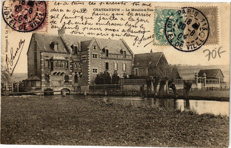 Carte postale ancienne Chateaudun-La Mouliun a Tan à Châteaudun