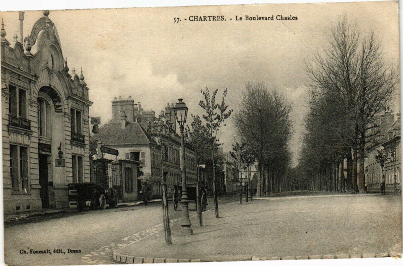 Carte postale ancienne Chartres-Le Boulevard Chasles à Chartres