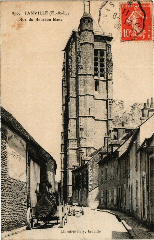 Carte postale ancienne Janville-Rue du Bourdon blanc