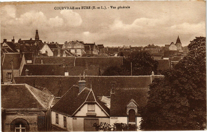 Carte postale ancienne Courville sur Eure - Vue générale à Courville-sur-Eure