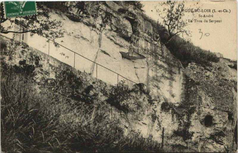 Carte postale ancienne Le Gue du Loir-St Andre-Le Trou du Serpent