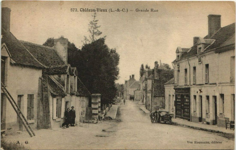 Carte postale ancienne Chateuvieux-Grande Rue