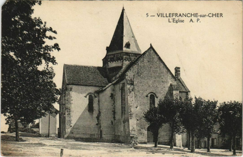 Carte postale ancienne Villefranche-sur-Cher-L'Eglise à Villefranche-sur-Cher