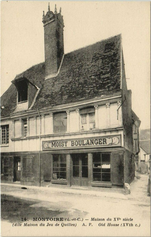 Carte postale ancienne Montoire-Maison du XVe siecle