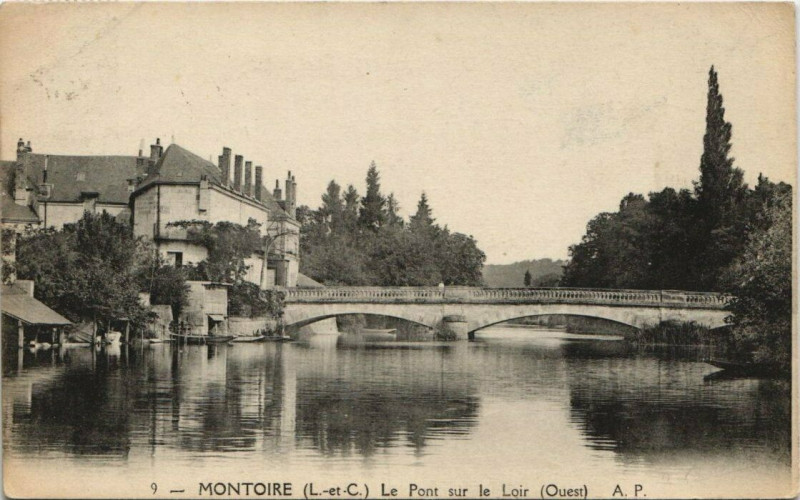 Carte postale ancienne Montoire-Le Pont sur le Loir