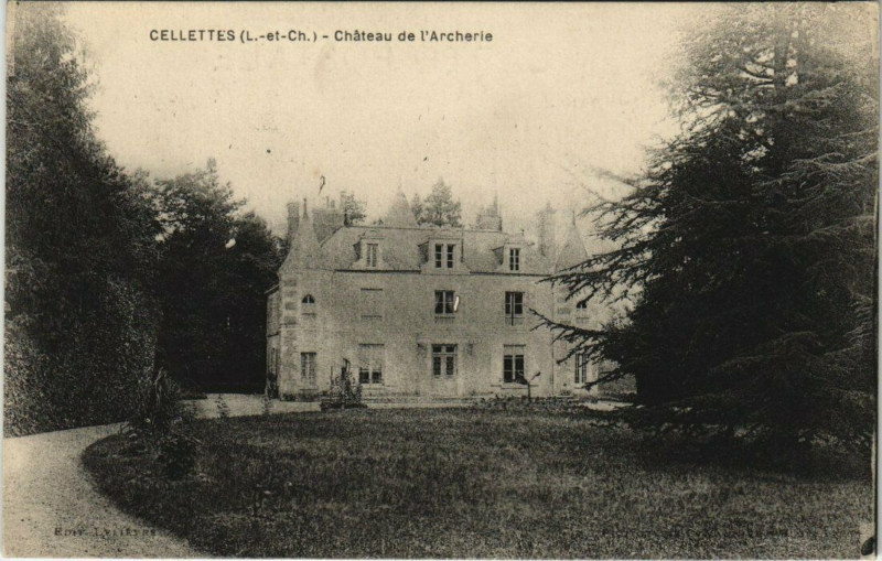 Carte postale ancienne Cellettes - Chateau de l'Archerie à Cellettes