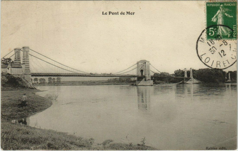 Carte postale ancienne Mer - Le Pont de Mer à Mer
